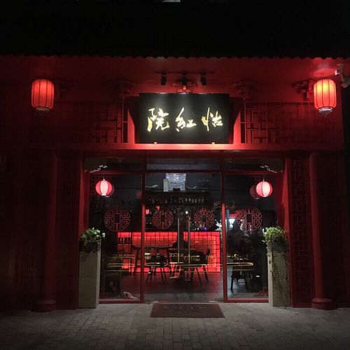 亚洲少妇寂寞3p的相关介绍