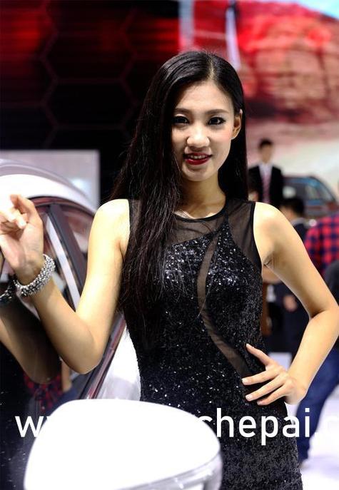 欧美少妇诱惑图的相关介绍