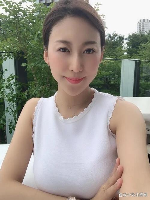 国产av黑丝久久的相关介绍