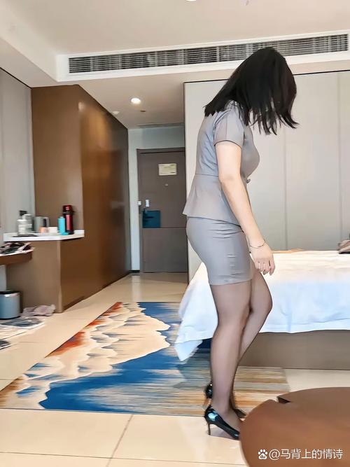 成人午夜毛片在线的相关介绍