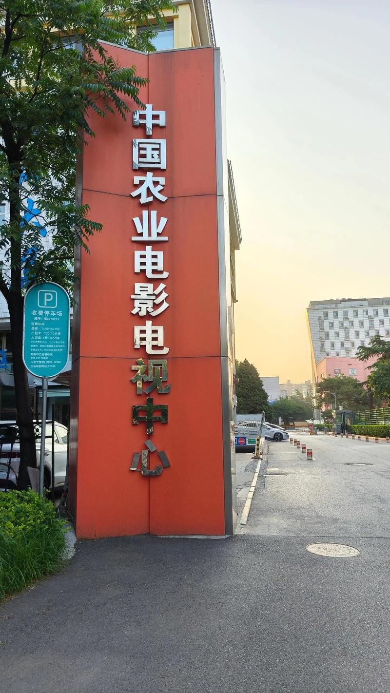 天天日熟女少妇av的相关介绍