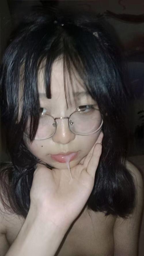 日韩激情久久久久久的相关介绍