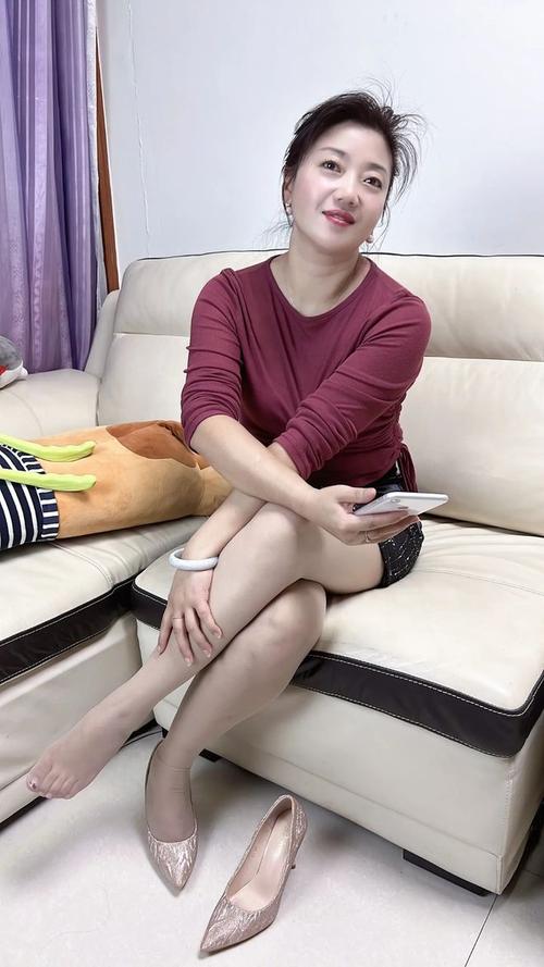 亚洲欧美日韩在线二区的相关介绍