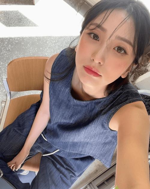 亚洲男人的天堂在在线的相关介绍