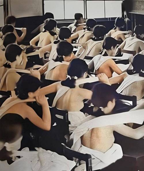 美女让操哭的相关介绍
