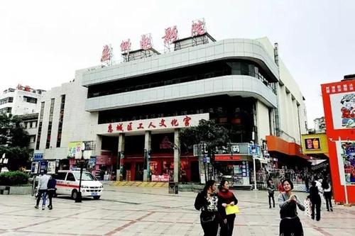 美女老师让我的相关介绍