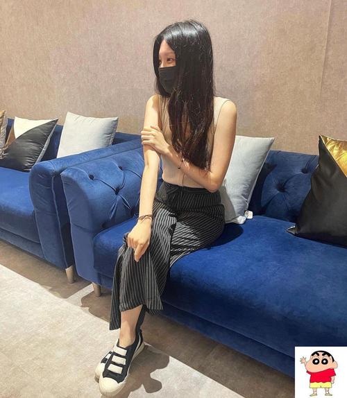 欧美图片第一页久久的相关介绍