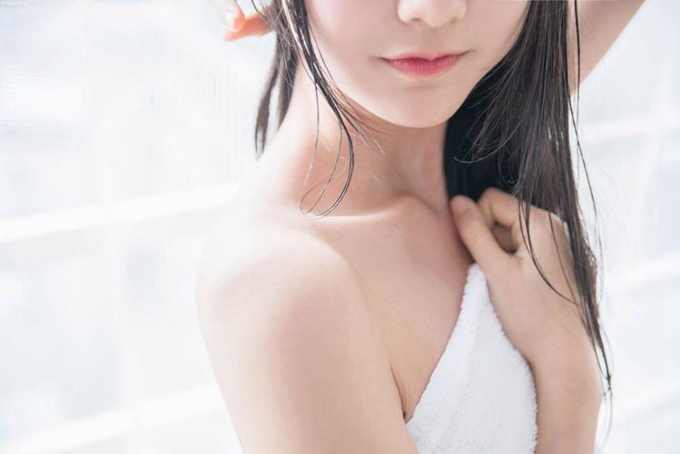 清纯色悠悠的相关介绍