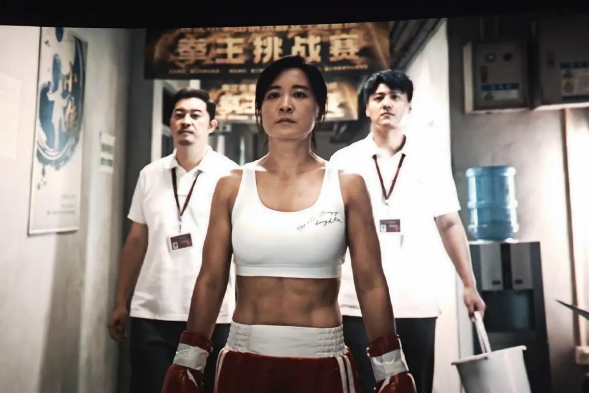 呼和浩特粉嫩少妇av的相关介绍