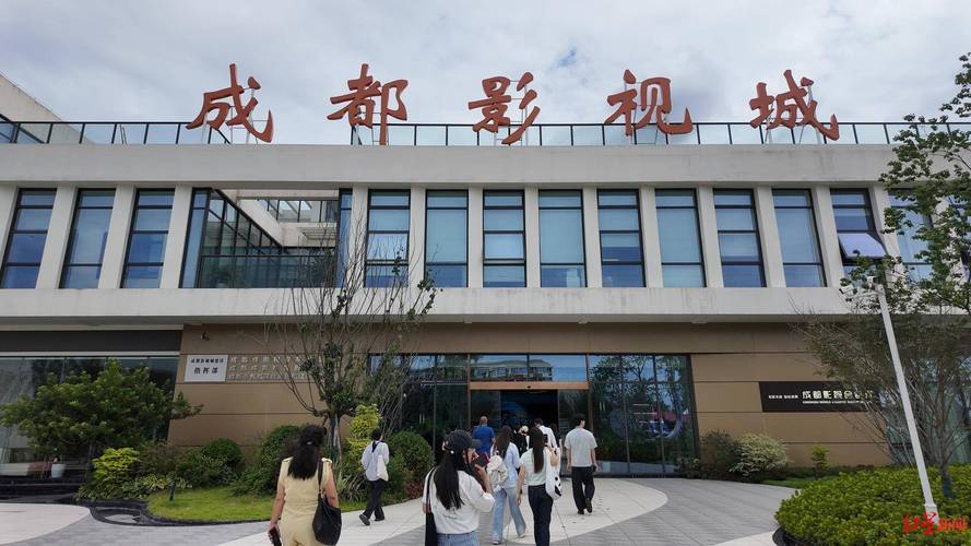 青柠影院在线观看的相关介绍