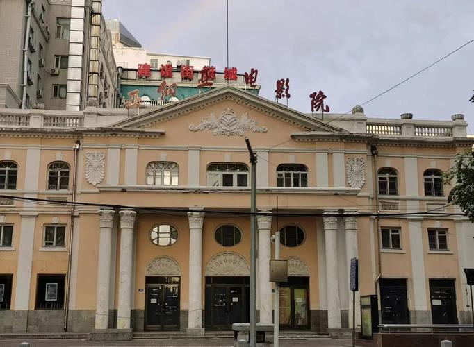 老师扒开让我x了一夜的相关介绍