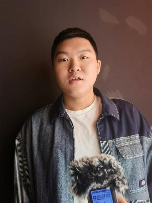 欧美一区二区三区蜜桃臀的相关介绍