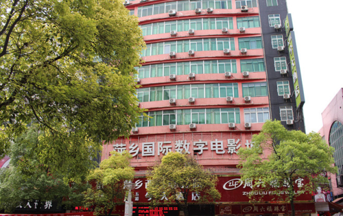 亚洲乱熟女一区二的相关介绍