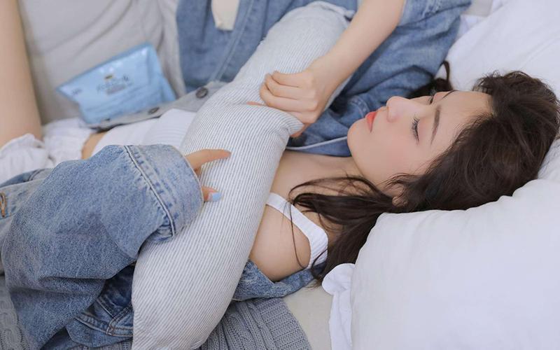 欧美激情αv一区二区三区的相关介绍