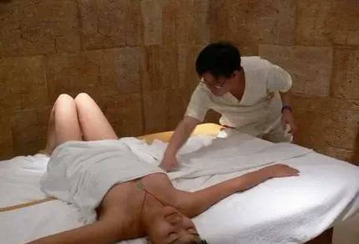 光棍电影院的相关介绍