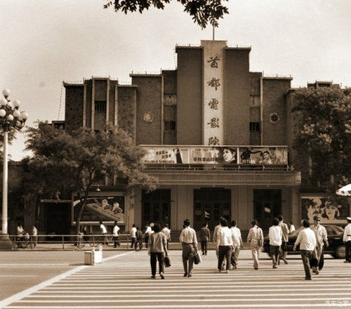 欧美人体a久久的相关介绍