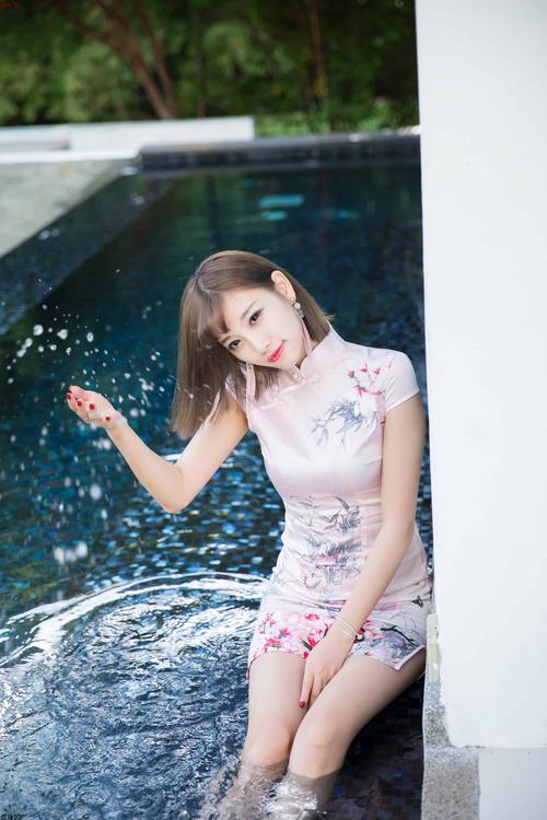 黄动漫女的相关介绍