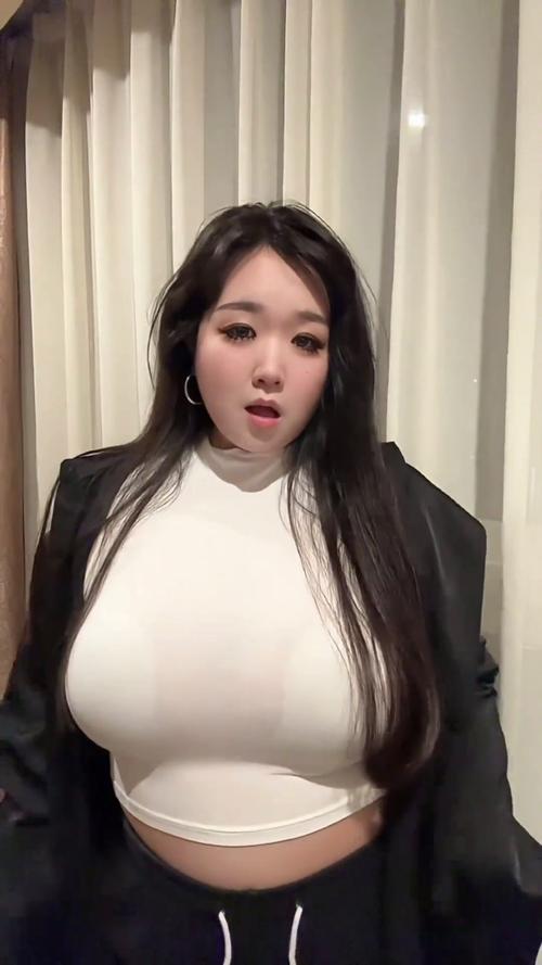 美女老师说让我操她的相关介绍